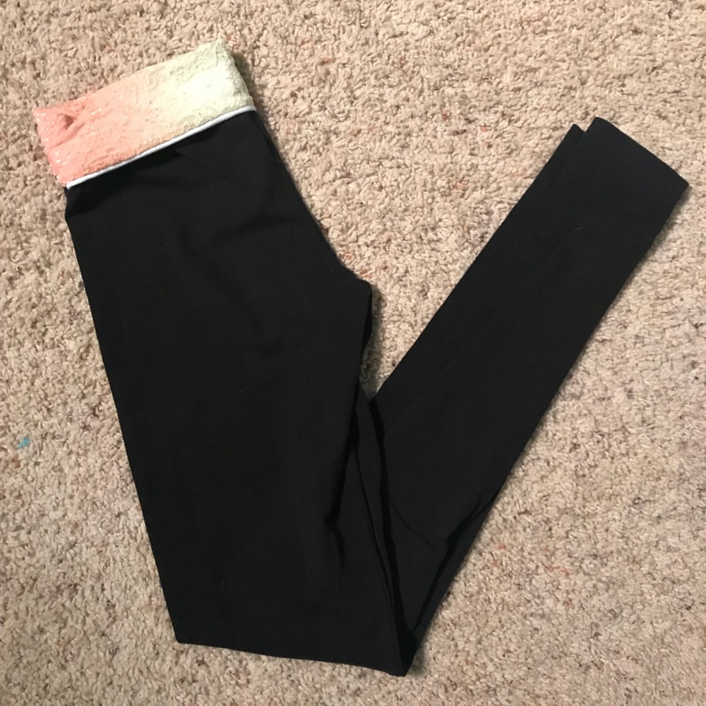 **SOLD VS leggings